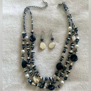 Set of fashion black and white necklace and earrings plus fresh water bracelet